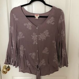 Purple semi floral shirt. Size M